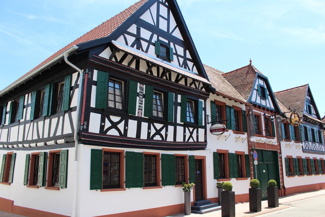 Hotel Zum Roessel Kandel Ngoại thất bức ảnh