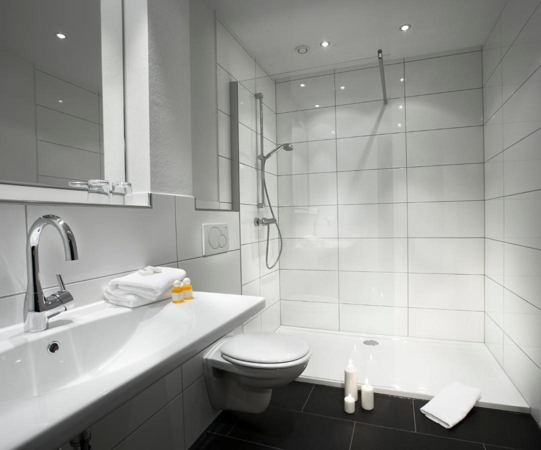Hotel Zum Roessel Kandel Ngoại thất bức ảnh