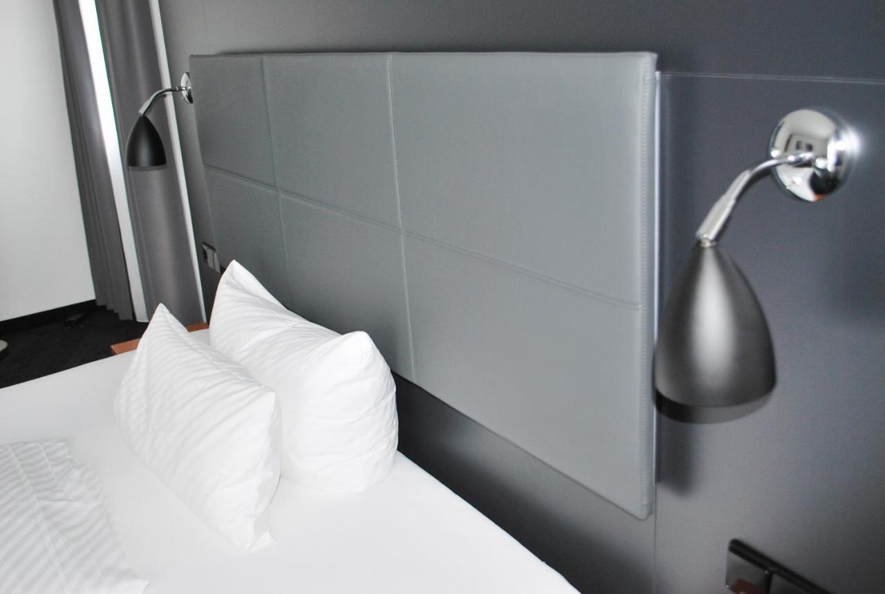 Hotel Zum Roessel Kandel Ngoại thất bức ảnh